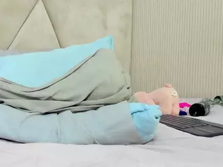 AbrilPeach's Live Sex Cam Show