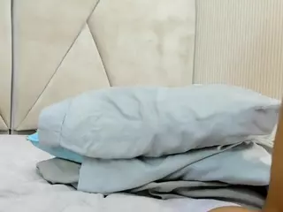 AbrilPeach's Live Sex Cam Show