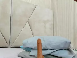 AbrilPeach's Live Sex Cam Show