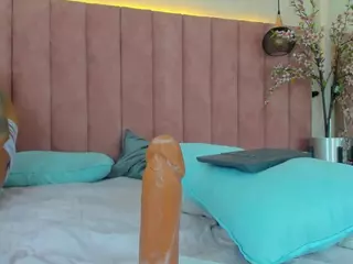 AbrilPeach's Live Sex Cam Show