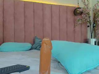 AbrilPeach's Live Sex Cam Show