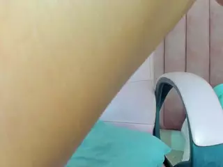 AbrilPeach's Live Sex Cam Show