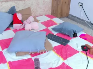 AbrilPeach's Live Sex Cam Show