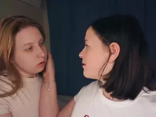 Edith and Juliana's Live Sex Cam Show