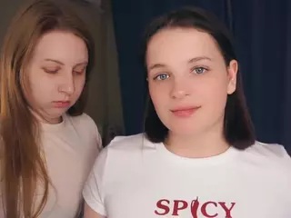 Edith and Juliana's Live Sex Cam Show