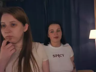 Edith and Juliana's Live Sex Cam Show