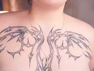 Edith and Juliana's Live Sex Cam Show