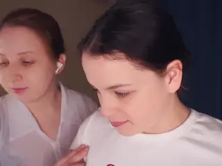 Edith and Juliana's Live Sex Cam Show