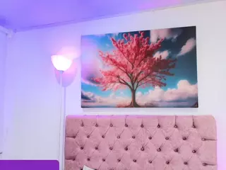 Emma-monserratt's Live Sex Cam Show