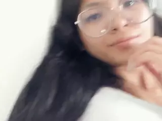 MildredHeritage's Live Sex Cam Show
