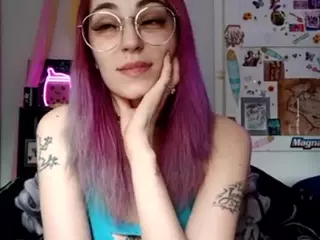 Stonervixen1014's Live Sex Cam Show