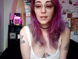 Stonervixen1014's Live Sex Cam Show