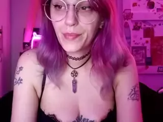 Stonervixen1014's Live Sex Cam Show