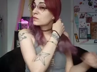 Stonervixen1014's Live Sex Cam Show
