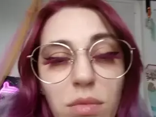 Stonervixen1014's Live Sex Cam Show