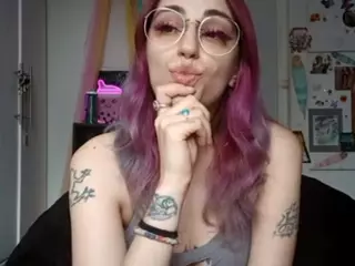 Stonervixen1014's Live Sex Cam Show