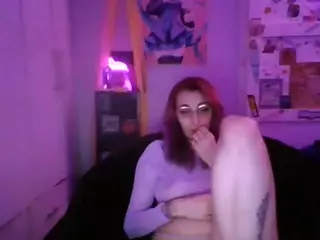 Stonervixen1014's Live Sex Cam Show