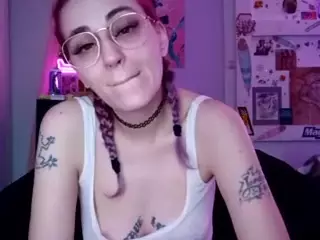 Stonervixen1014's Live Sex Cam Show