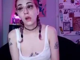 Stonervixen1014's Live Sex Cam Show