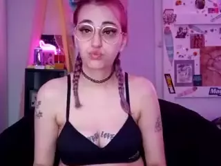 Stonervixen1014's Live Sex Cam Show