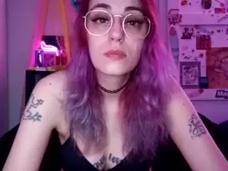 Stonervixen1014's Live Sex Cam Show