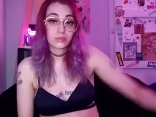 Stonervixen1014's Live Sex Cam Show