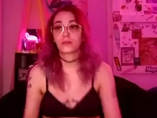 Stonervixen1014's Live Sex Cam Show