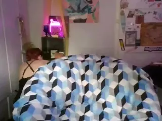 Stonervixen1014's Live Sex Cam Show