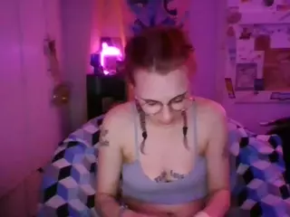 Stonervixen1014's Live Sex Cam Show