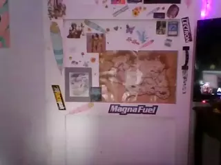Stonervixen1014's Live Sex Cam Show