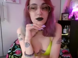 Stonervixen1014's Live Sex Cam Show