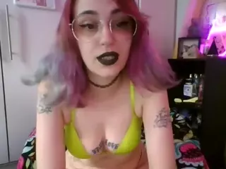 Stonervixen1014's Live Sex Cam Show