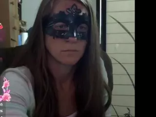 tittygirl8's Live Sex Cam Show