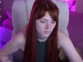 VikkyLoveRed's Live Sex Cam Show