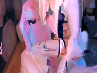 CuddlyKittenn's Live Sex Cam Show