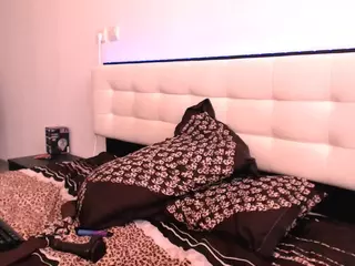 DAryanna's Live Sex Cam Show
