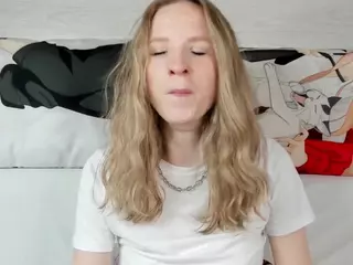 PrincessEmilia's Live Sex Cam Show