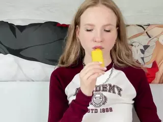 PrincessEmilia's Live Sex Cam Show