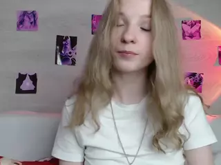 PrincessEmilia's Live Sex Cam Show