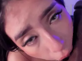 SarahMiler's Live Sex Cam Show