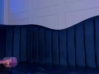 SarahMiler's Live Sex Cam Show