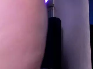 SarahMiler's Live Sex Cam Show