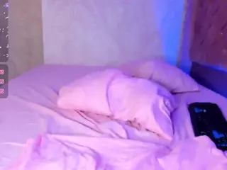 CharlotteMonroee's Live Sex Cam Show