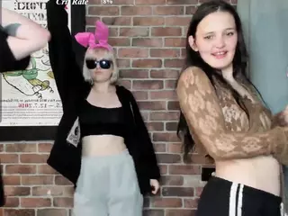 Mona's Live Sex Cam Show