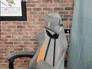 Mona's Live Sex Cam Show
