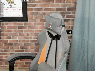 Mona's Live Sex Cam Show