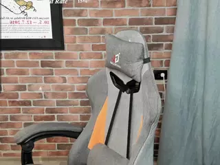 Mona's Live Sex Cam Show