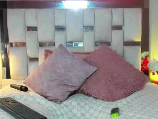 Liilith-Thompson's Live Sex Cam Show