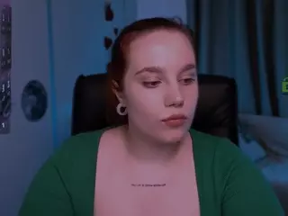 merli-lux's Live Sex Cam Show