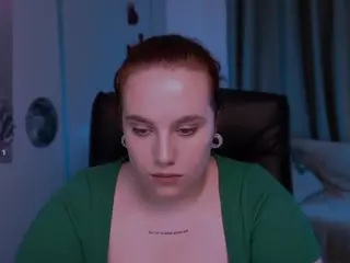 merli-lux's Live Sex Cam Show